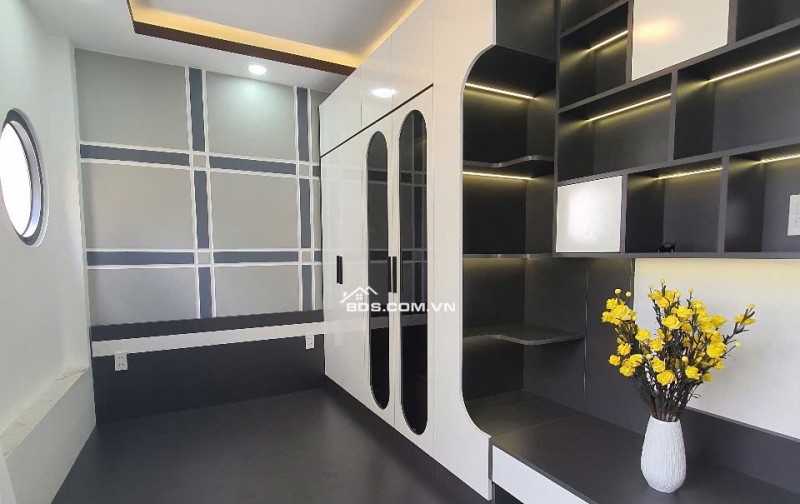 Siêu Phẩm Nhà Mới Điện Biên Phủ Q10, 3 Tầng 32m2 3PN Full Nội Thất Xịn. Nhỉnh 6 tỷ